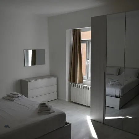 Vittoria Apartment *